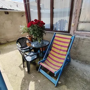 https://isk-home.alltbilisihotels.com